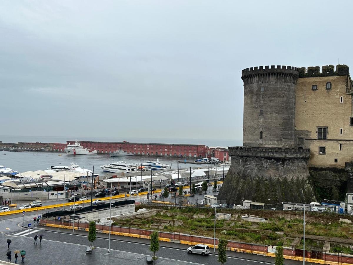 La Dimora Al Castello Central Flat Naples - My Place Luaran gambar