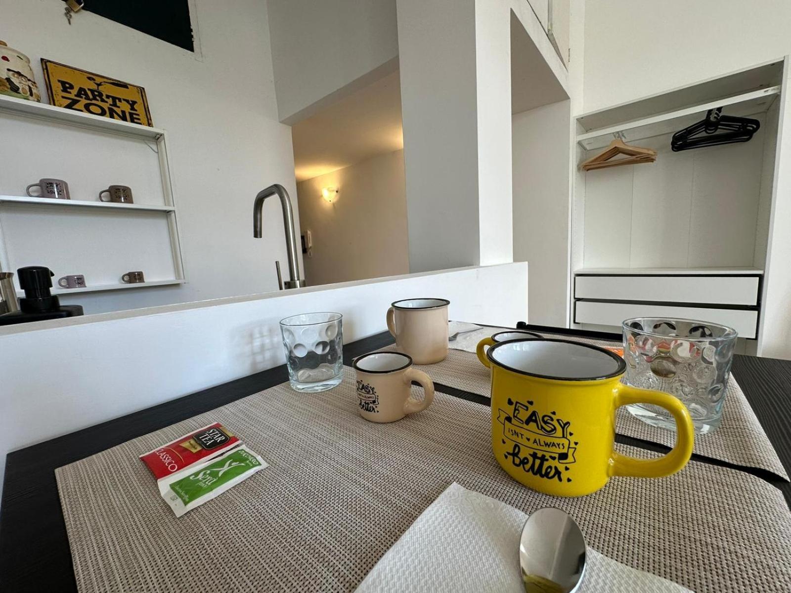 La Dimora Al Castello Central Flat Naples - My Place Luaran gambar