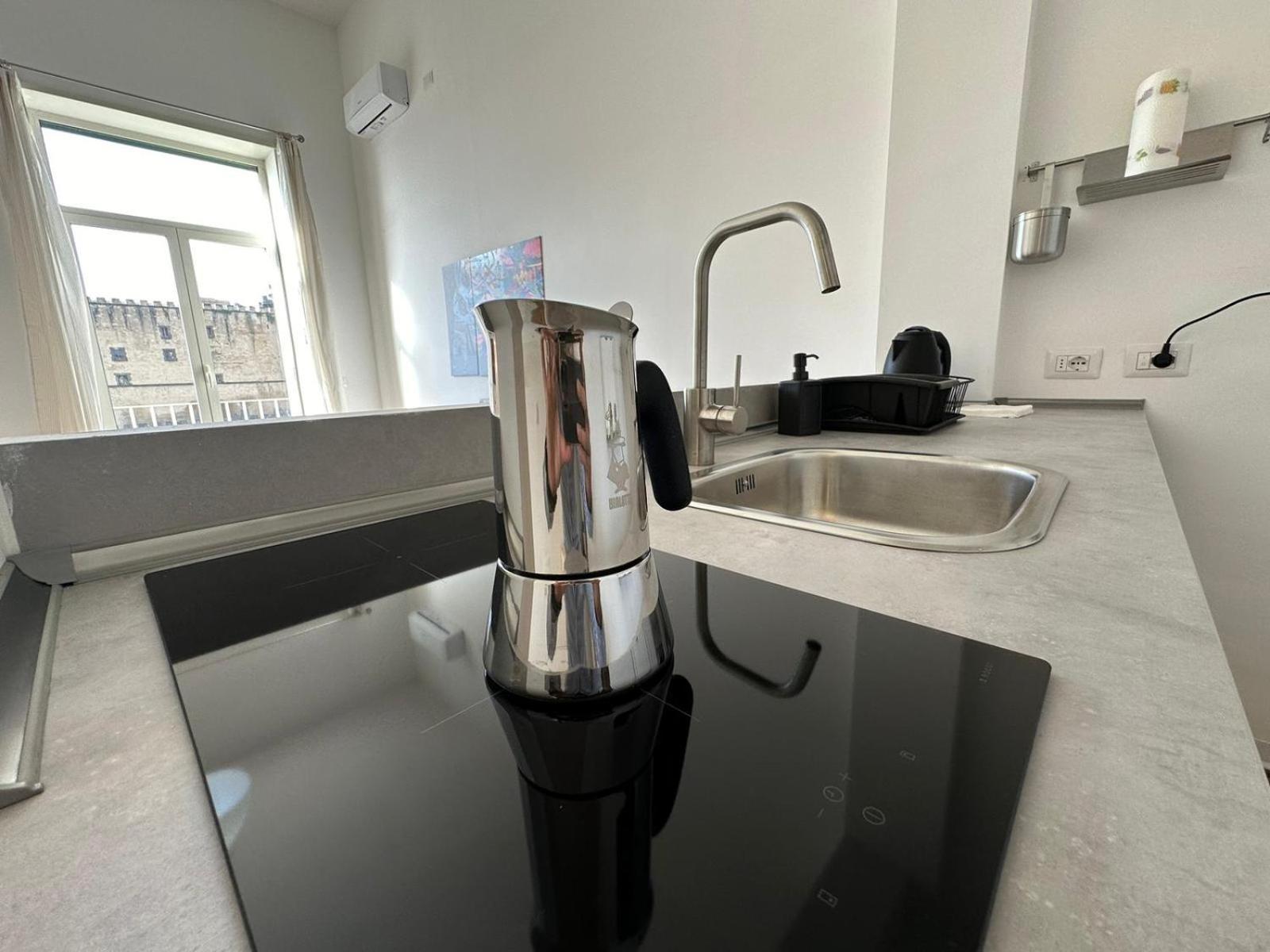 La Dimora Al Castello Central Flat Naples - My Place Luaran gambar